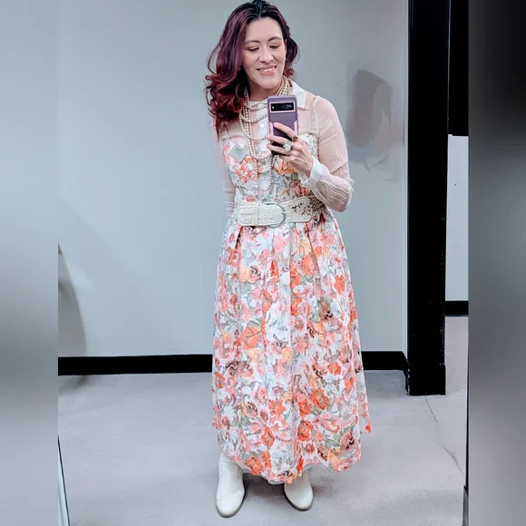 Lucy Paris Mona Lace Dress size Large - Picture 1 of 8